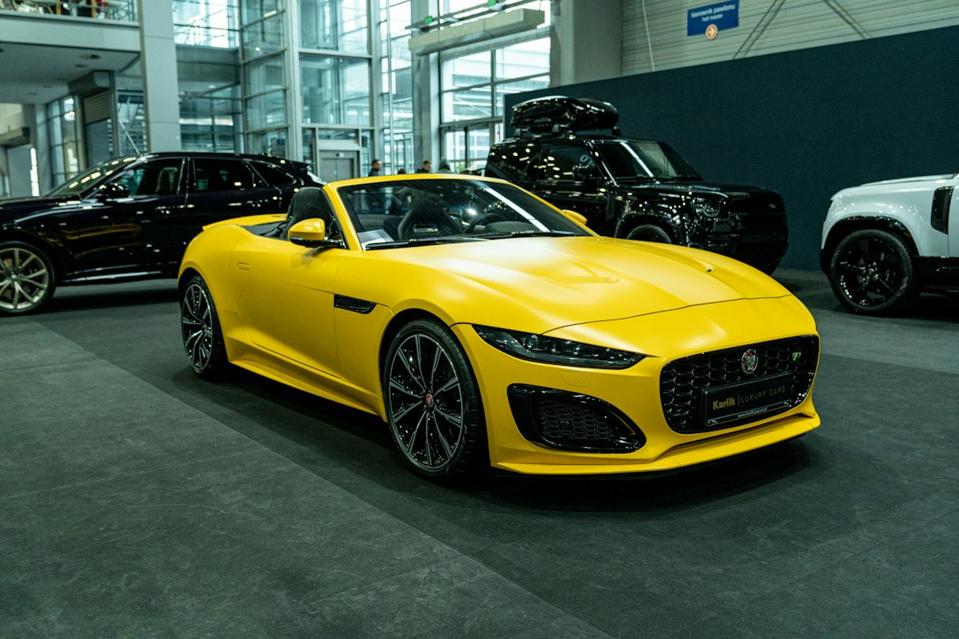 Zu wem gehört Jaguar? Eigentümer, Marke und Modelle einfach erklärt