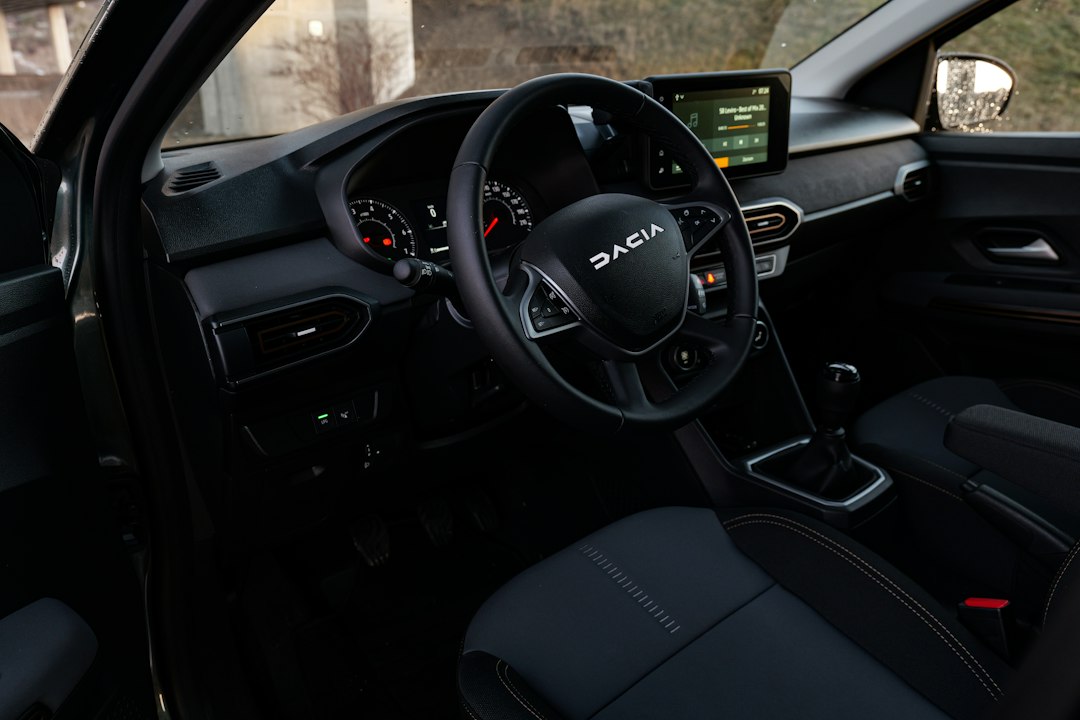 Zu wem gehört Dacia? Eigentümer, Markenverbund & Chancen für Ihre Domain