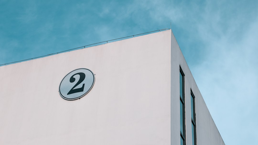 Zu wem gehört O2? Eigentümer, Konzernstruktur und Netz im Überblick